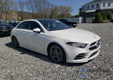 2019 Mercedes-Benz A 220 4Matic из США, поврежденный, VIN WDD3G4FB9KW012985